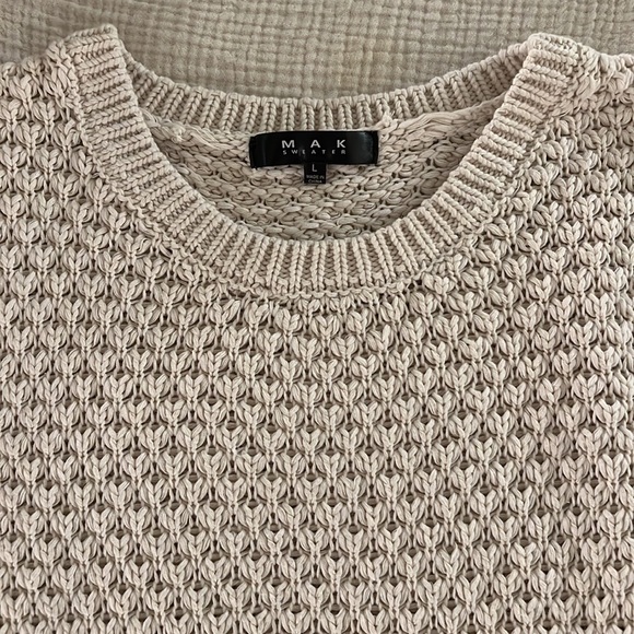 MAK Sweater, Cream, Size Large - Picture 3 of 5